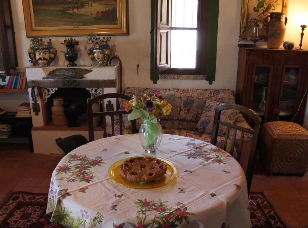 Il Corbezzolo Suite Appartament Castelluzzo Kültér fotó